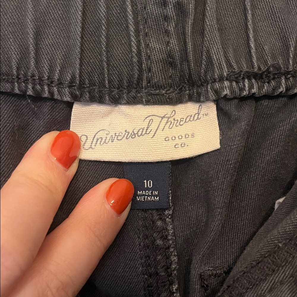 Universal Thread Charcoal Pants - Picture 3 of 7